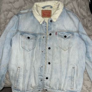 Levi’s Sherpa jacket